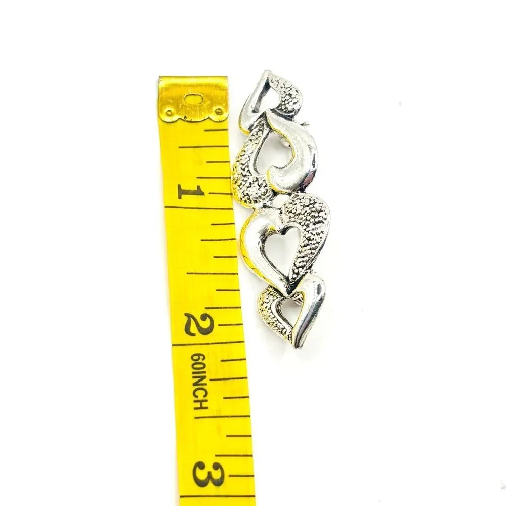 Elegant Silver Open Heart Textured Brooch